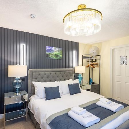 The Ambleside Apartments - Self Catering With Private Kitchen - Best For Location Exteriér fotografie