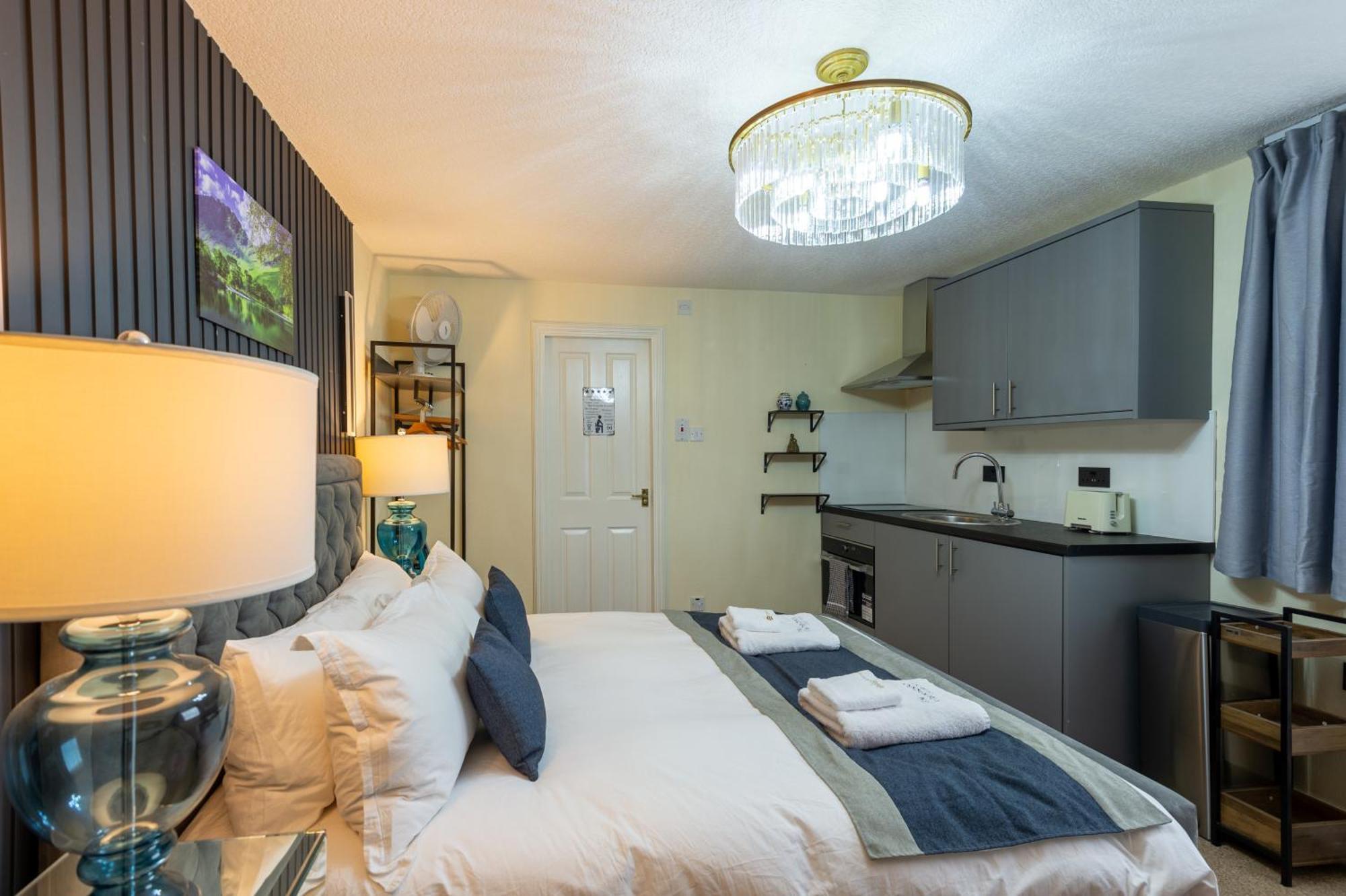 The Ambleside Apartments - Self Catering With Private Kitchen - Best For Location Exteriér fotografie