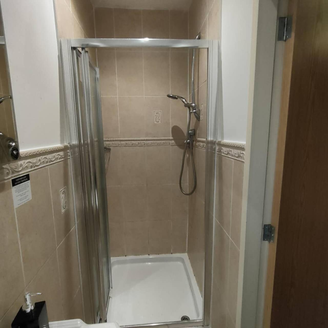 The Ambleside Apartments - Self Catering With Private Kitchen - Best For Location Exteriér fotografie
